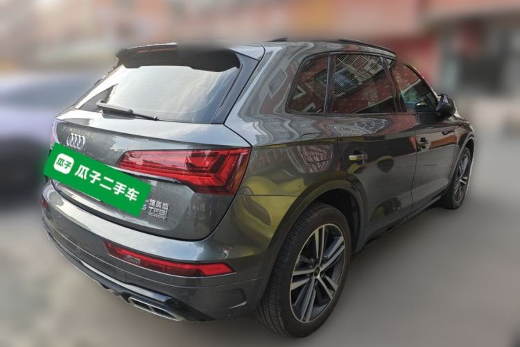 Used Audi Q5L 2022 40T Luxury Dynamic Model Rear Right 45 Deg