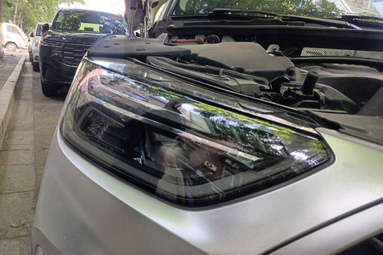 Used Audi Q5L 2022 40T RS Package Performance Model Right Front Headlight