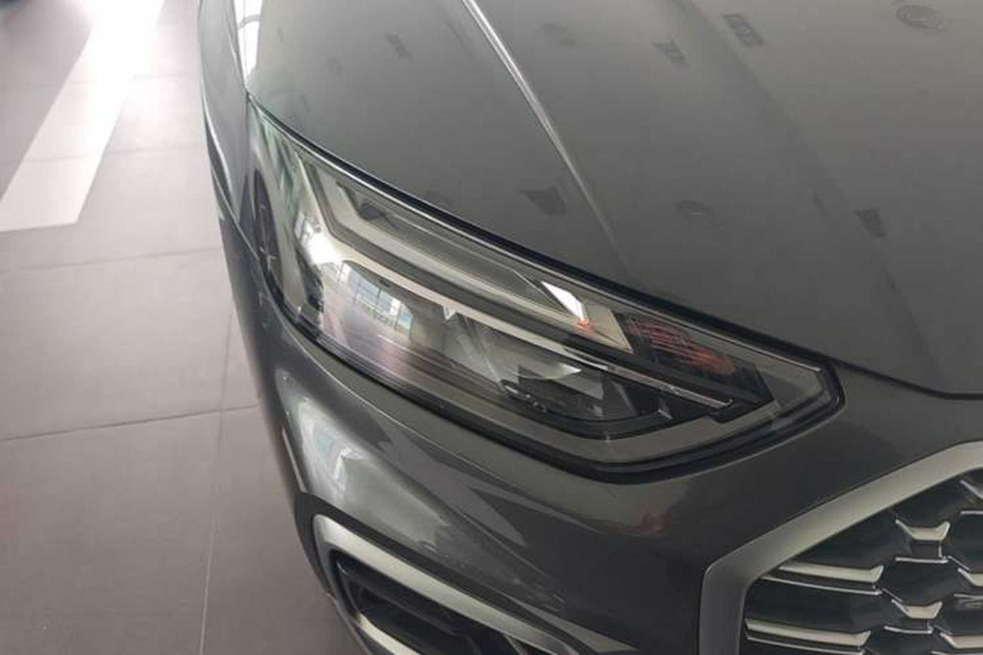 Used Audi Q5L 2022 Updated 45T Luxury Dynamic Version Right Front Headlight