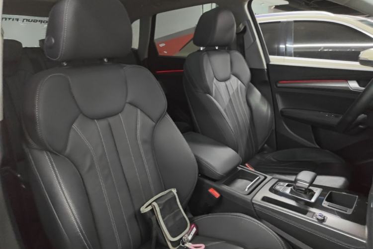 Used Audi Q5L 2022 40T Luxury Dynamic Model Right Front Seat