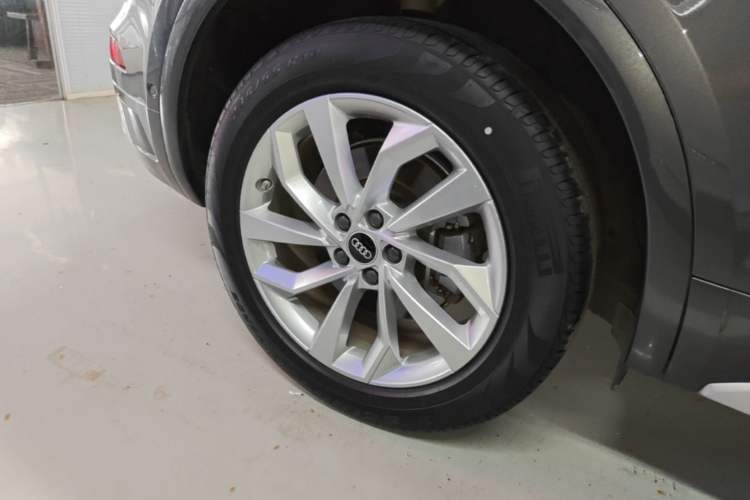 Used Audi Q5L 2022 40T Luxury Dynamic Model Right Rear Wheel Hub