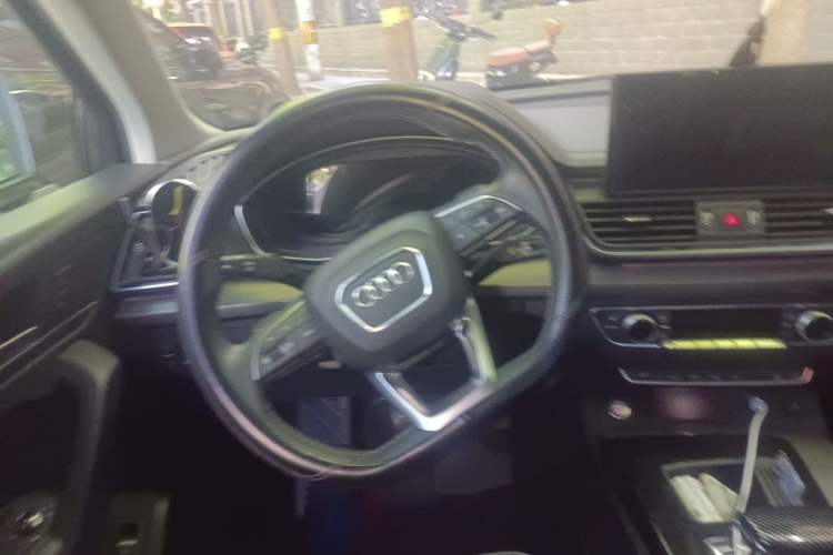 Used Audi Q5L 2022 40T RS Package Performance Model Steering Wheel
