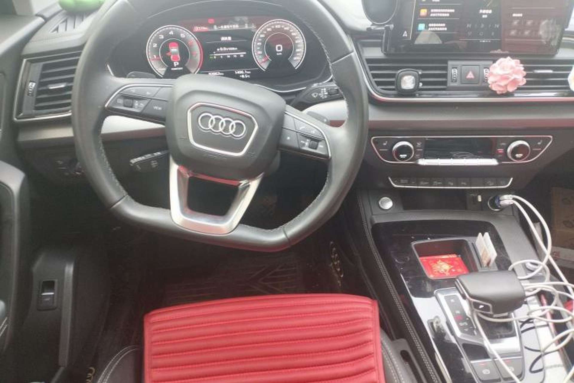 Used Audi Q5L 2022 Updated 40T Luxury Dynamic Edition Steering Wheel