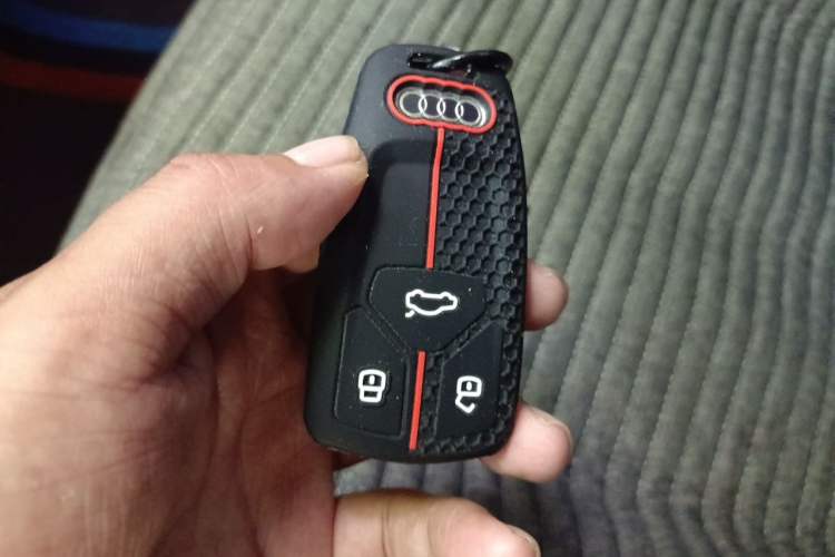 Used Audi Q5L 2022 40T RS Package Performance Model Vehicle Key