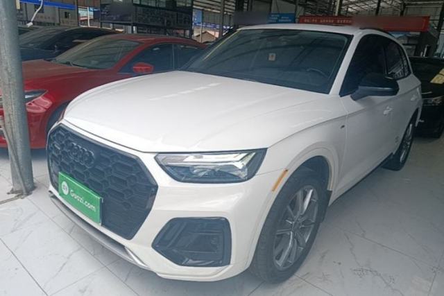 Audi Q5L 2022 40T Fashionable and Dynamic Model с пробегом