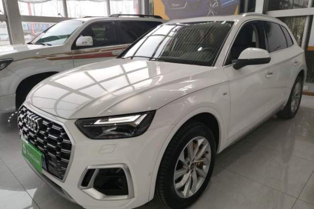 Ojetý Audi Q5L 2022 Updated 40T Luxury Dynamic Edition