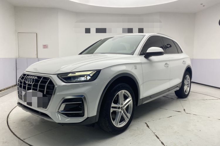 Used Audi Q5L 2022 40T Fashionable and Elegant Model Guazi used car, China used car export, Used car for sale, Used cars, Cheapest cars for sale