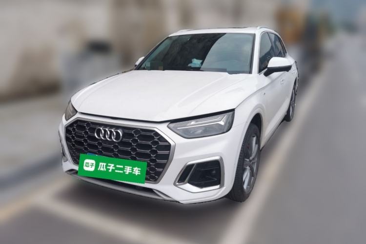 Used Audi Q5L 2022 Updated 45T Luxury Dynamic Version Guazi used car, China used car export, Used car for sale, Used cars, Cheapest cars for sale