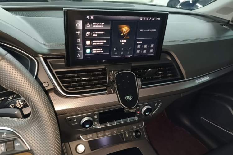 Used Audi Q5L 2022 45T Luxury Dynamic Model Audio And AC Panel