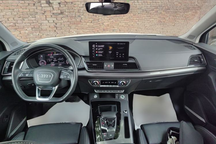 Used Audi Q5L 2022 45T Luxury Dynamic Model Center Console