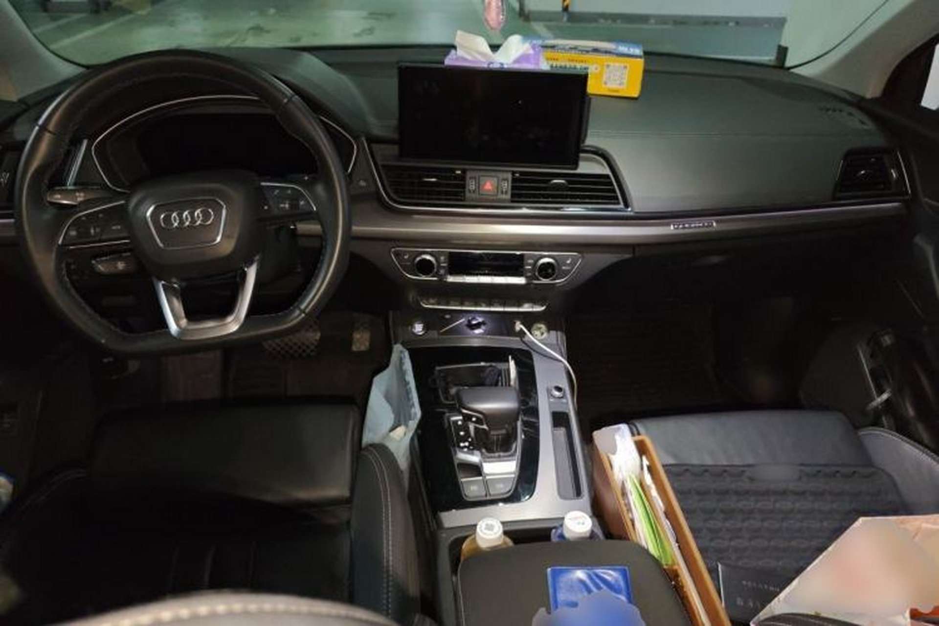 Used Audi Q5L 2022 40T Luxury Dynamic Model Center Console