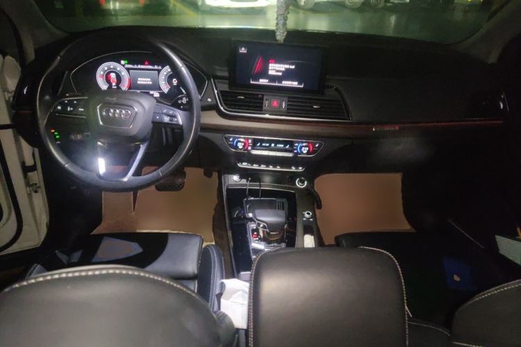 Used Audi Q5L 2022 Updated 45T Prestige Dynamic Edition Center Console
