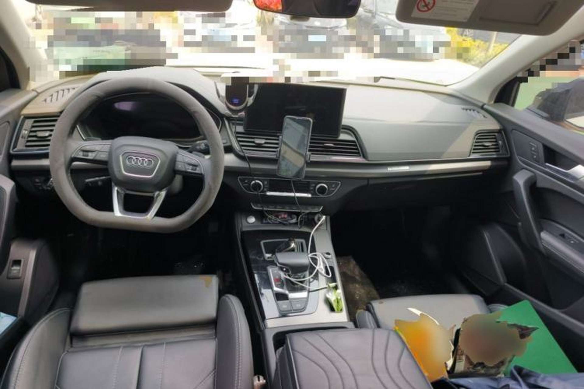 Used Audi Q5L 2022 Updated 40T Luxury Dynamic Edition Center Console