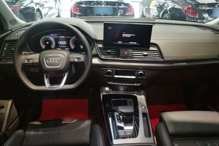 Used Audi Q5L 2022 45T Luxury Dynamic Model Center Console
