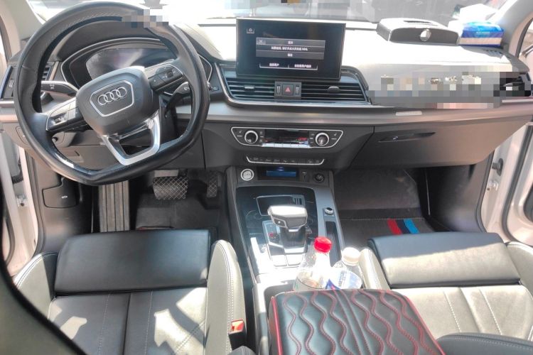 Used Audi Q5L 2022 40T Luxury Dynamic Model Center Console