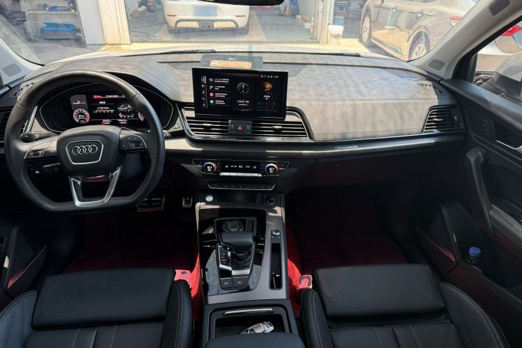 Used Audi Q5L 2022 45T Luxury Dynamic Model Center Console