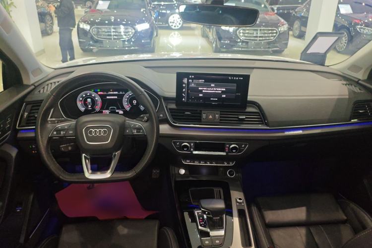 Used Audi Q5L 2022 45T Luxury Dynamic Model Center Console