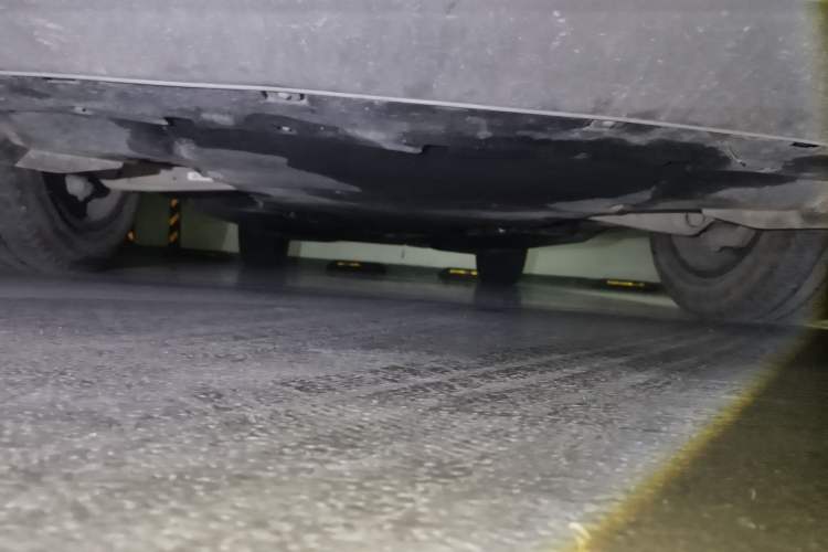 Used Audi Q5L 2022 40T Fashionable and Dynamic Model Chassis Front