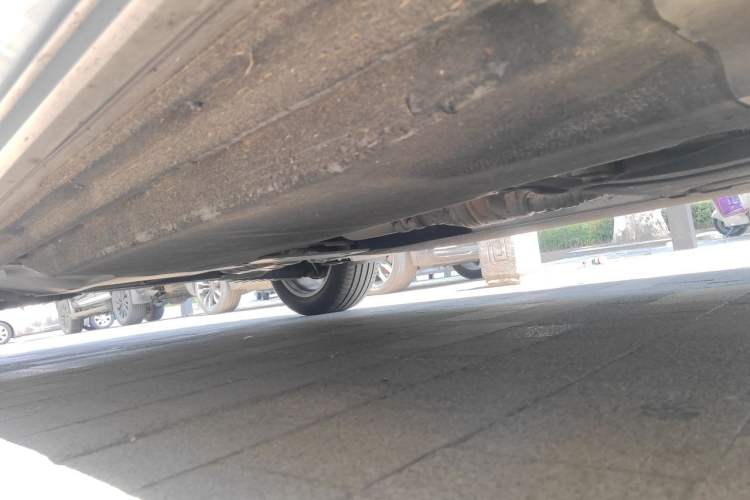 Used Audi Q5L 2022 40T Luxury Dynamic Model Chassis Front Right