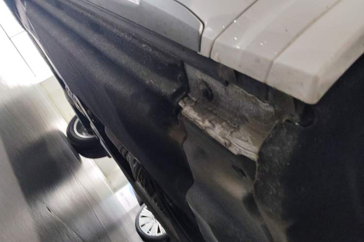 Used Audi Q5L 2022 40T Luxury Dynamic Model Chassis Front Right