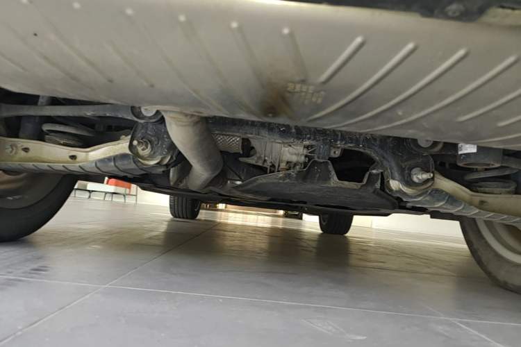 Used Audi Q5L 2022 40T Luxury Dynamic Model Chassis Rear