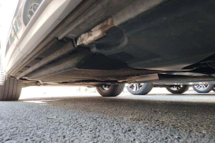 Used Audi Q5L 2022 40T Luxury Elegant Model Chassis Rear Left