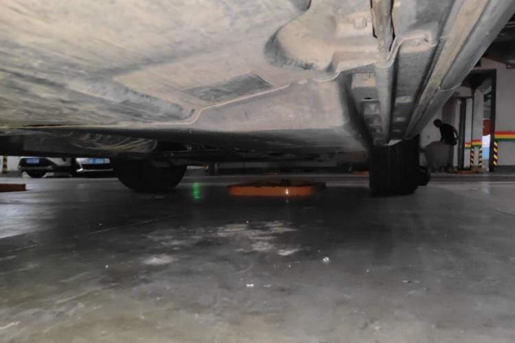 Used Audi Q5L 2022 40T Luxury Elegant Model Chassis Rear Right