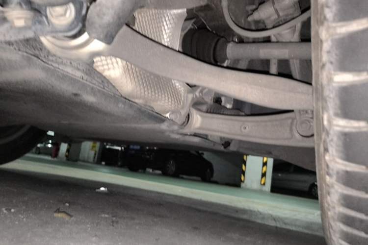 Used Audi Q5L 2022 40T Luxury Dynamic Model Chassis Rear Right