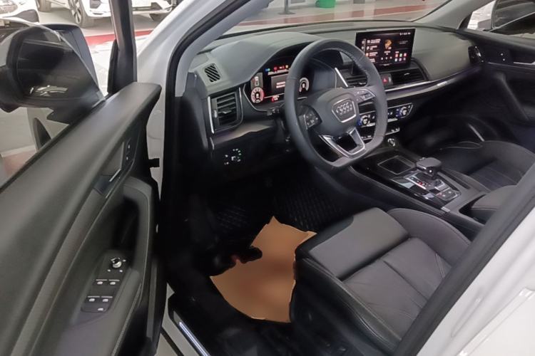 Used Audi Q5L 2022 Updated 40T Luxury Dynamic Edition Driver Seat