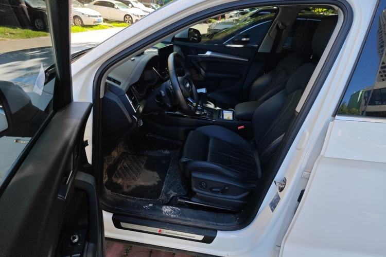 Used Audi Q5L 2022 40T Luxury Dynamic Model Driver Seat