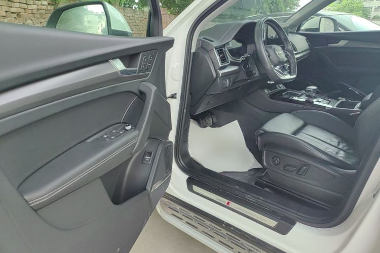 Used Audi Q5L 2022 45T Luxury Dynamic Model Driver Seat