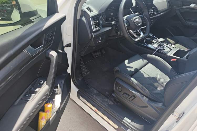 Used Audi Q5L 2022 Updated 45T Luxury Dynamic Version Driver Seat