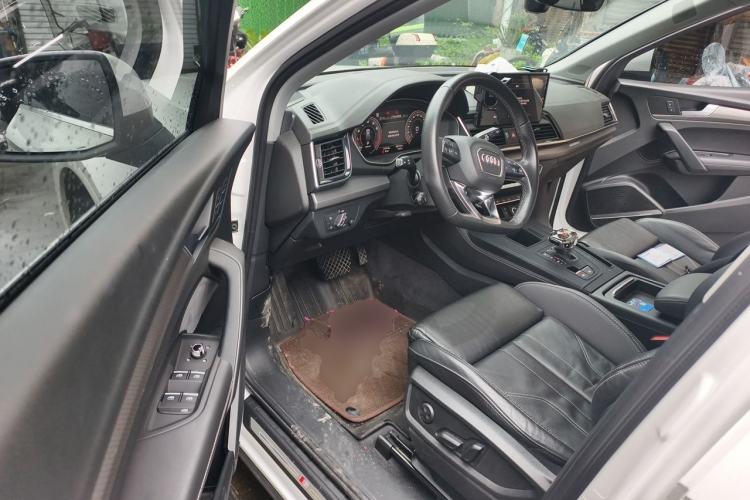 Used Audi Q5L 2022 Updated 45T Luxury Dynamic Version Driver Seat