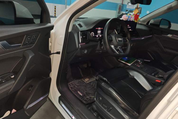 Used Audi Q5L 2022 Updated 45T Luxury Dynamic Version Driver Seat