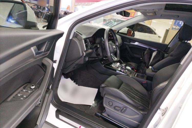 Used Audi Q5L 2022 40T Luxury Dynamic Model Driver Seat