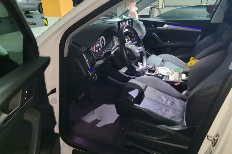 Used Audi Q5L 2022 40T Luxury Dynamic Model Driver Seat