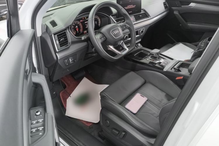 Used Audi Q5L 2022 40T Fashionable and Dynamic Model Driver Seat