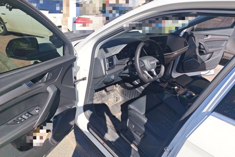 Used Audi Q5L 2022 Updated 40T Luxury Dynamic Edition Driver Seat