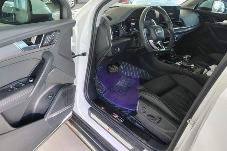 Used Audi Q5L 2022 45T Luxury Dynamic Model Driver Seat
