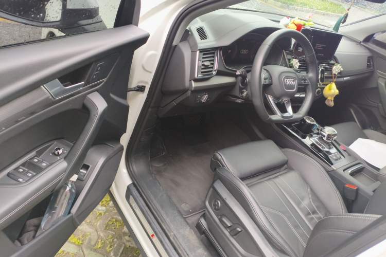 Used Audi Q5L 2022 Updated 40T Luxury Dynamic Edition Driver Seat