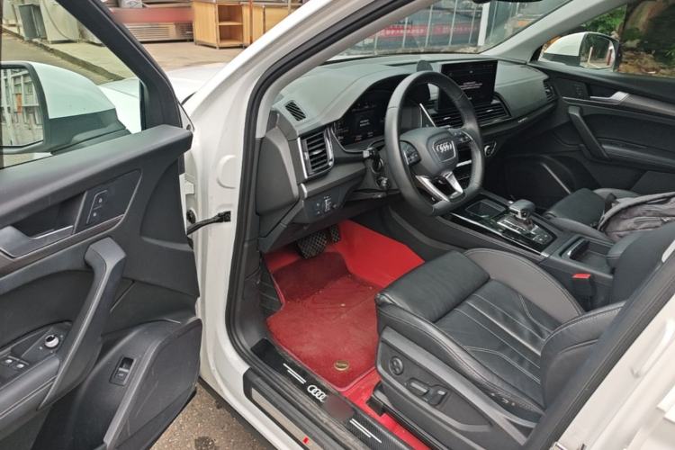 Used Audi Q5L 2022 40T Luxury Dynamic Model Driver Seat