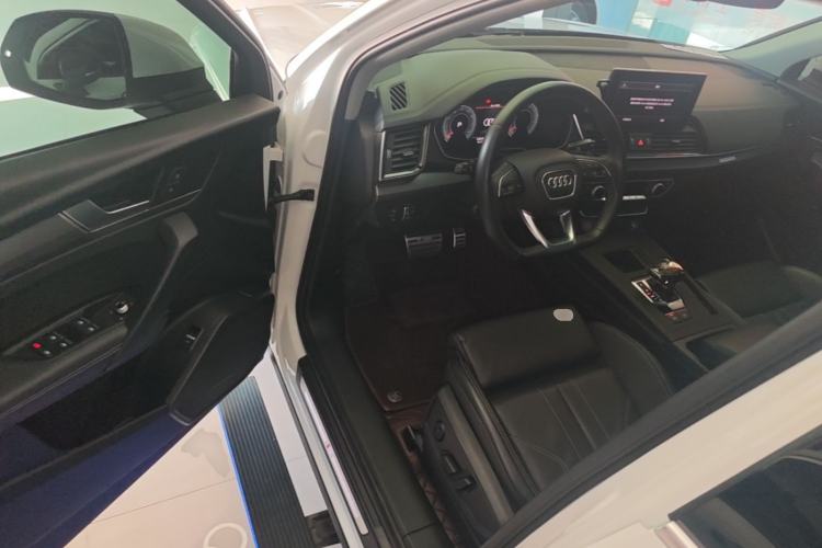 Used Audi Q5L 2022 Updated 40T Luxury Dynamic Edition Driver Seat