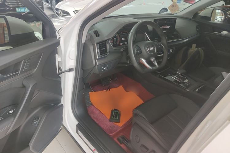 Used Audi Q5L 2022 Updated 40T Luxury Dynamic Edition Driver Seat