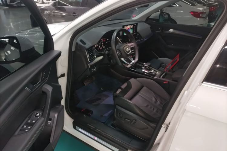 Used Audi Q5L 2022 Updated 40T Luxury Dynamic Edition Driver Seat