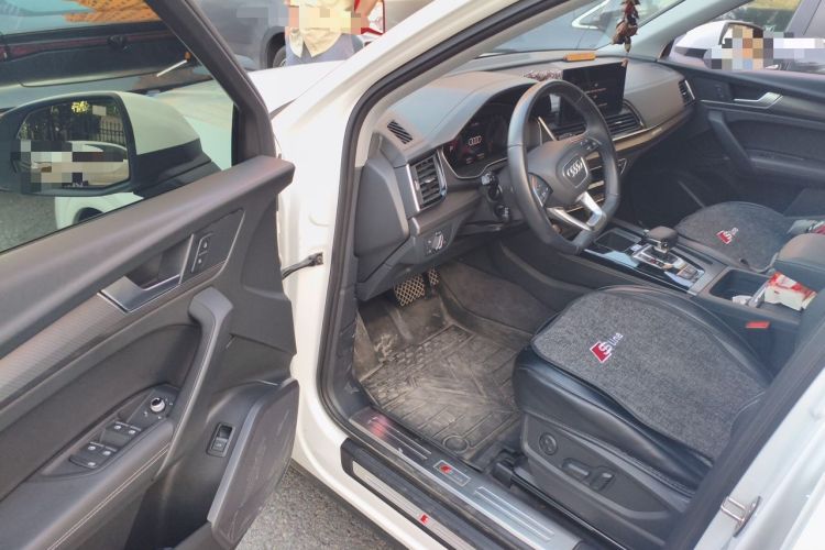 Used Audi Q5L 2022 40T Luxury Dynamic Model Driver Seat