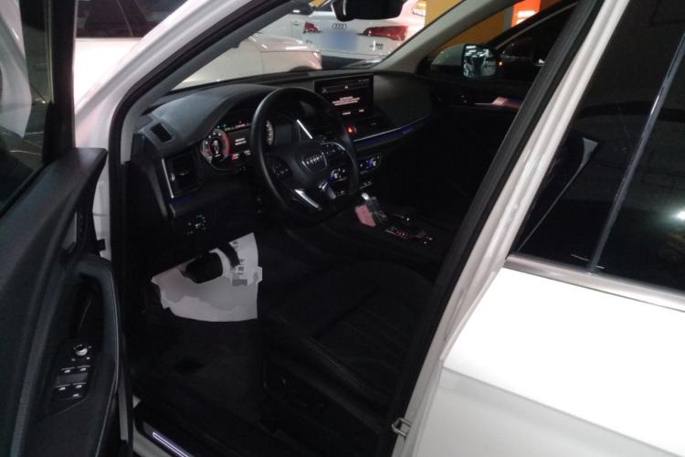 Used Audi Q5L 2022 Updated 40T Luxury Dynamic Edition Driver Seat
