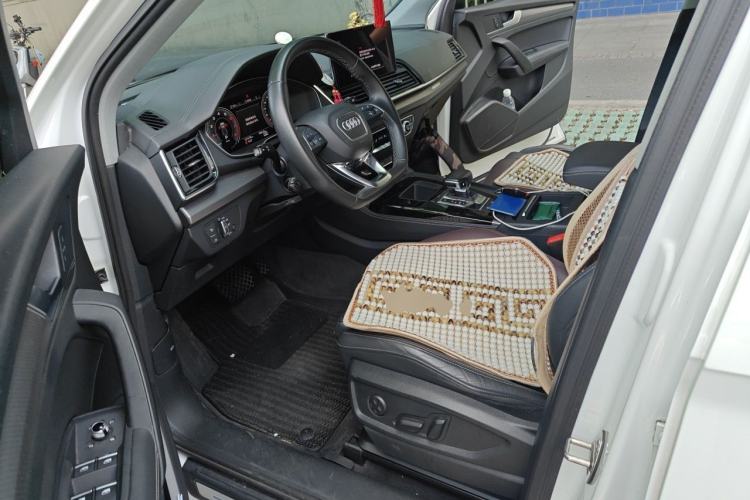 Used Audi Q5L 2022 40T Fashionable and Dynamic Model Driver Seat