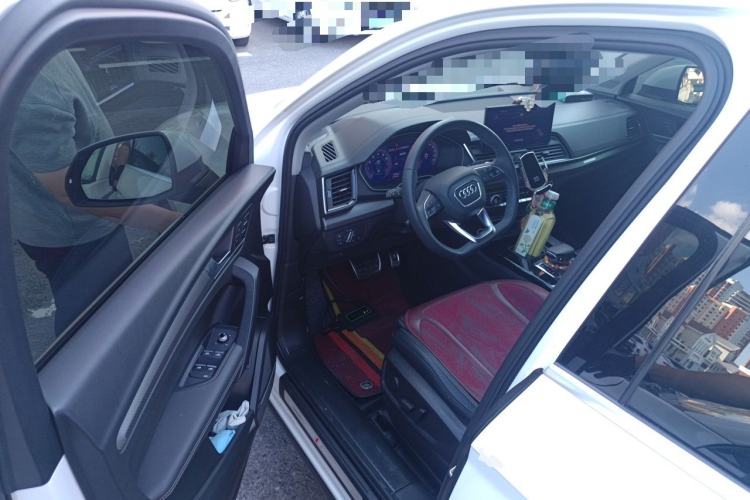 Used Audi Q5L 2022 Updated 45T Luxury Dynamic Version Driver Seat
