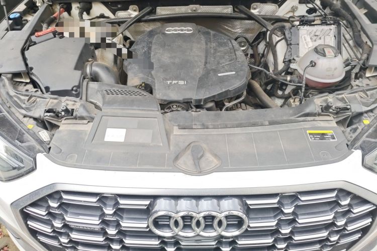 Used Audi Q5L 2022 Updated 45T Luxury Dynamic Version Engine Bay