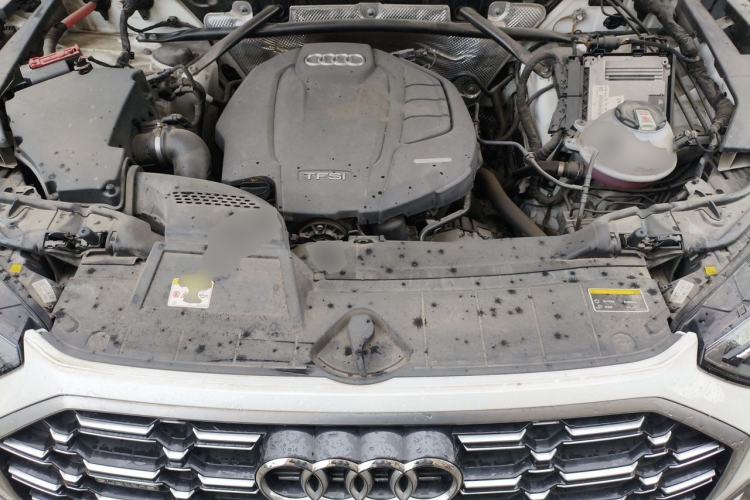 Used Audi Q5L 2022 Updated 40T Luxury Dynamic Edition Engine Bay